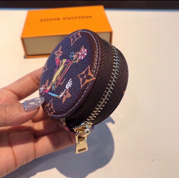 ブランドキーホルダー角部分ディテール